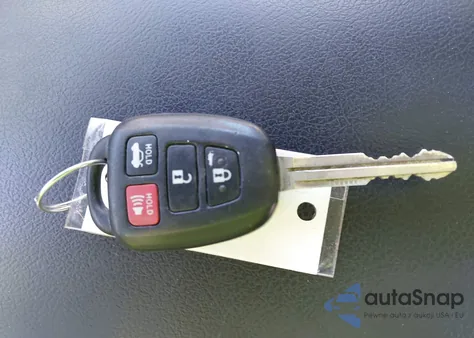 2016 Toyota Camry Se z USA, uszkodzony, nr VIN 4T1BF1FK4GU163948